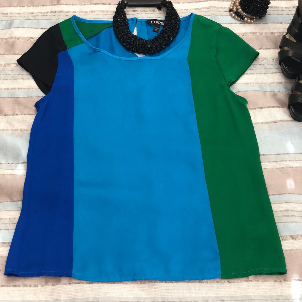 Express Blouse - Picture 2 of 4